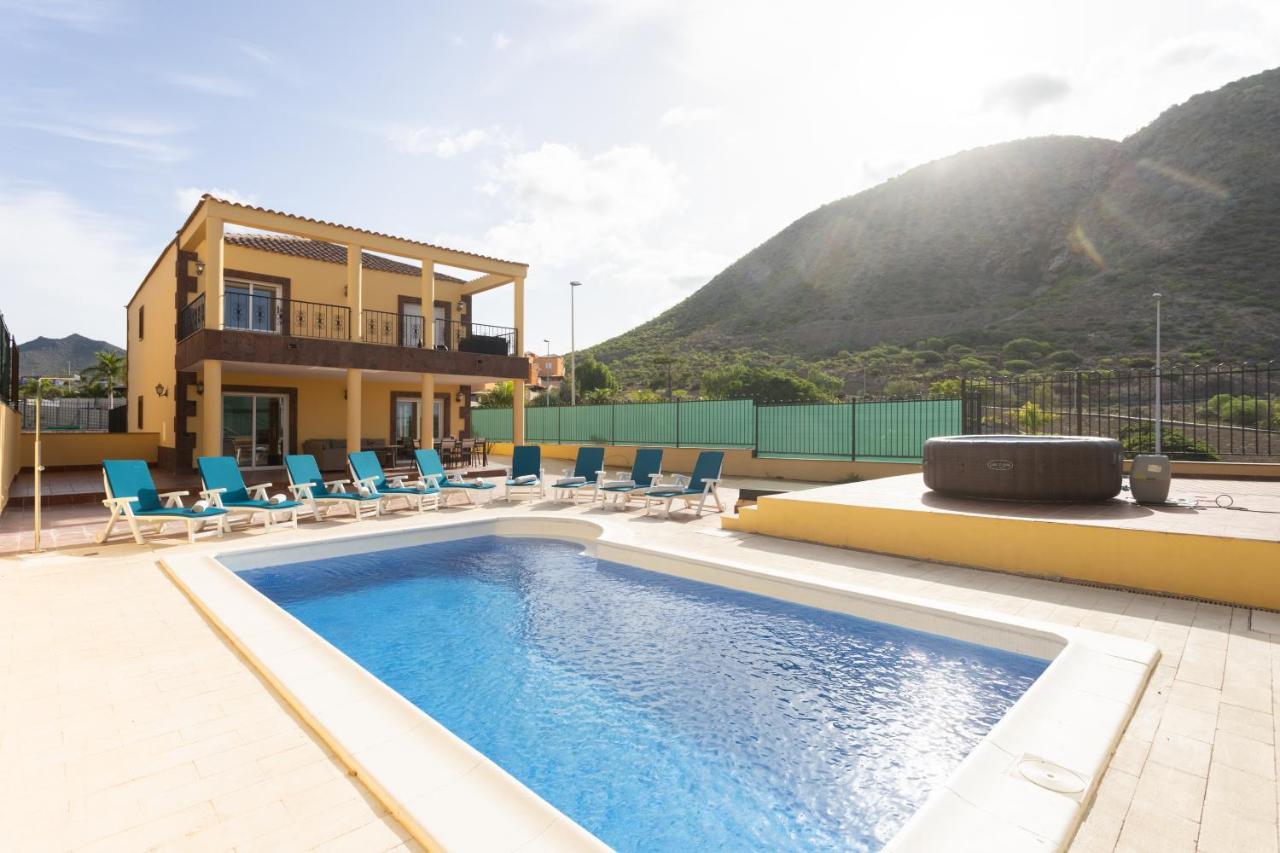 Classbnb - Exclusive Villa With Private Pool 1 Kilometer From Los Cristianos Beach Los Cristianos (Tenerife) Exterior foto